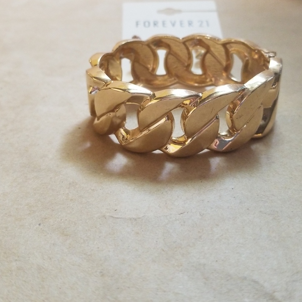 Gold Chain Link Braclet